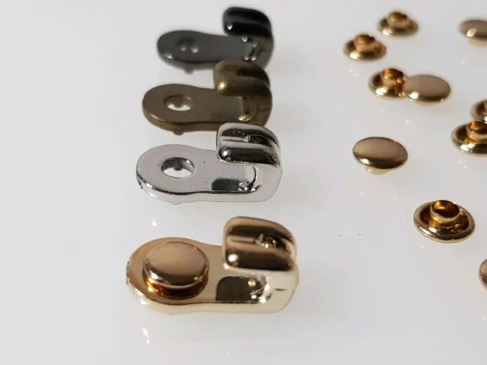 Фурнитура для ботинок крючки. Металлические крючки для шнурков. 5mm протяжка. Фурнит. Крючки на ботинки для шнурков.