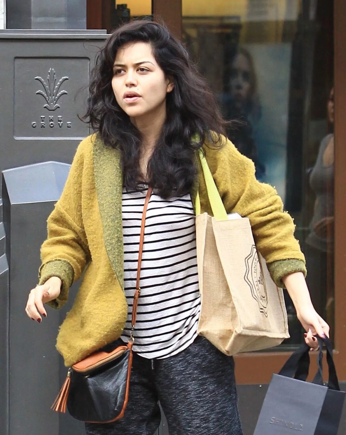 Алисса диаз feet. Алиса диас актриса. Алисса диаз. Алисса диаз новобранец. Алисса диаз в сериале люцифер.