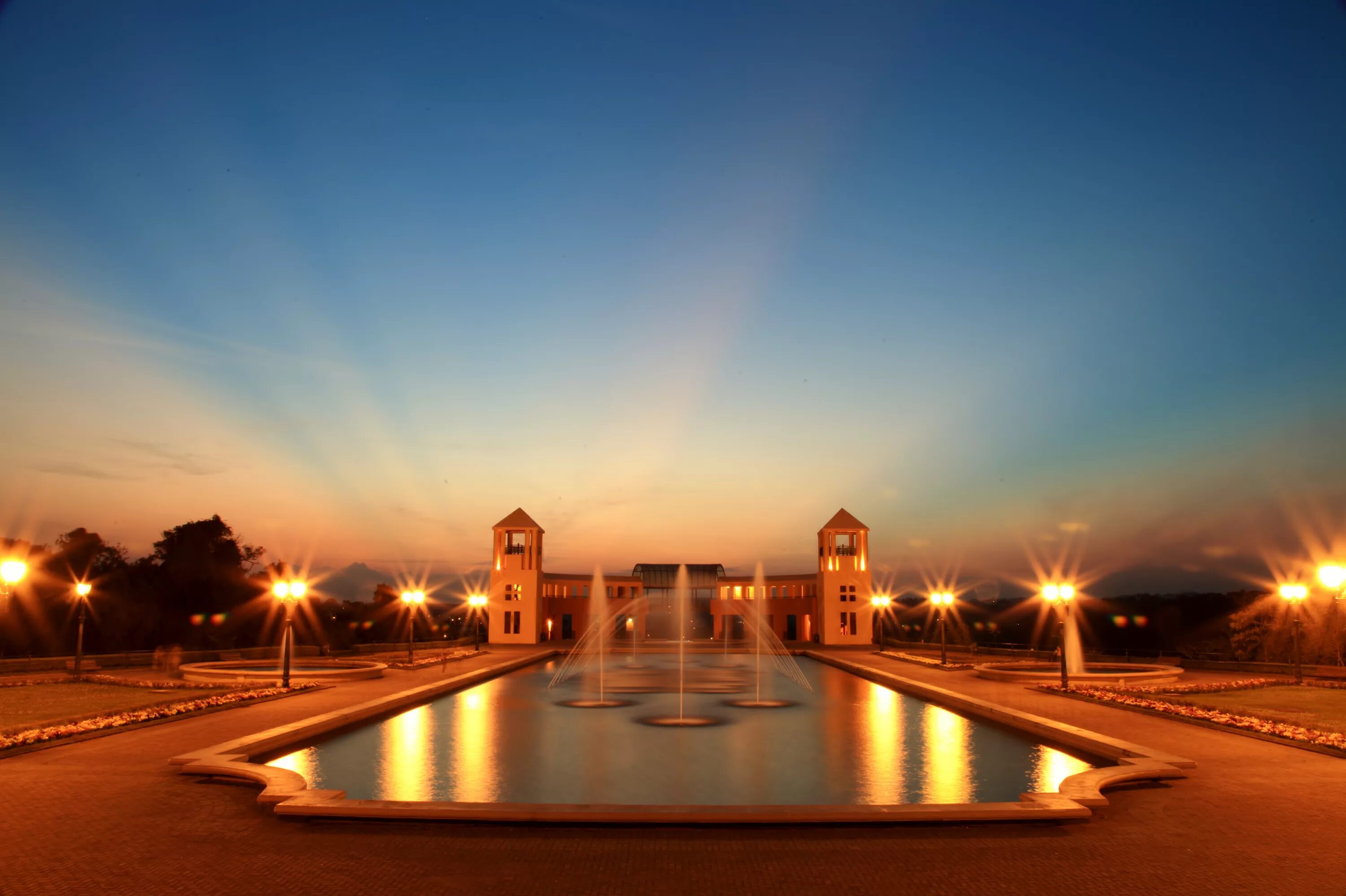 Good evening my. Фонтан на закате. good evening. фонтан парк закат город. good evening картинки.
