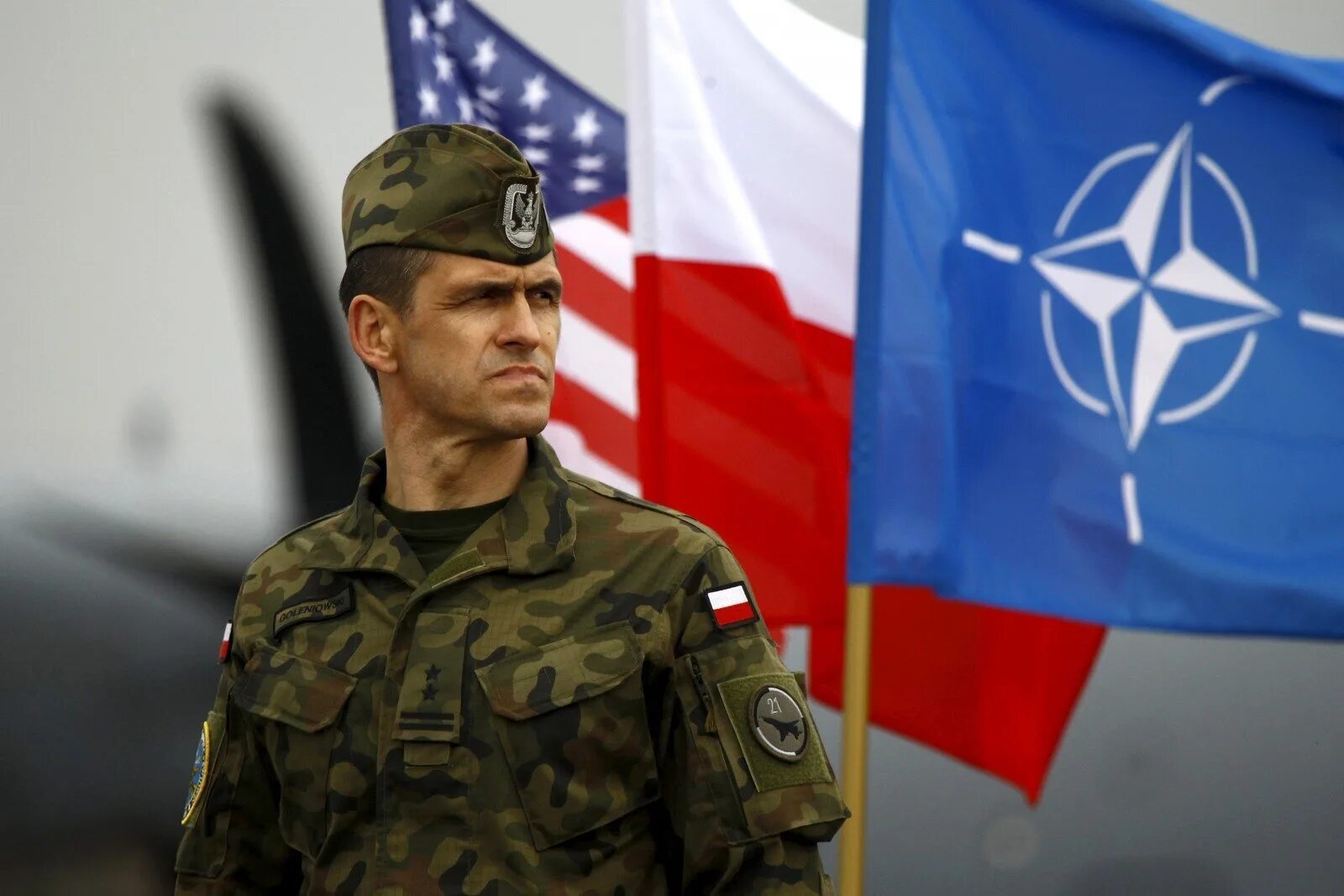 Нато введут в россию. Военный Альянс НАТО. NATO армия. Польский солдат НАТО. Солдаты НАТО В Польше.