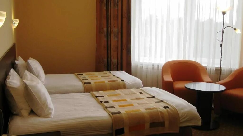 Дубрава чебоксары. Гостиница дубрава. гостиница дубрава соликамск. гостиница дубрава волгоград.