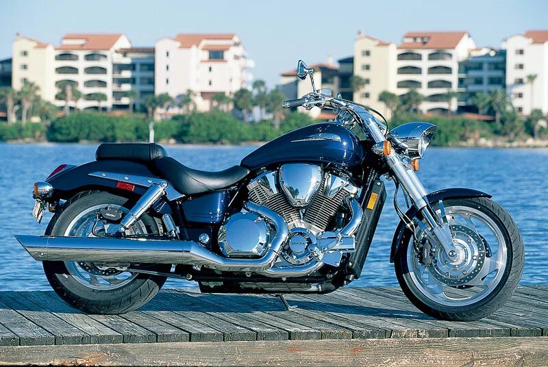 Honda vtx1800c. Honda VT 1800. Honda VT 1800c. Мотоцикл Honda VTX 1800.