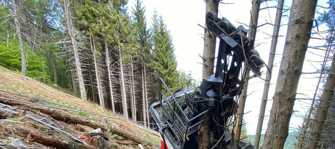 Модель разбилась в италии. Катастрофа на канатной дороге на горе Моттароне. Трагедия на канатной дороге в Италии. Аварии на канатных дорогах. Происшествия на канатной дороге.