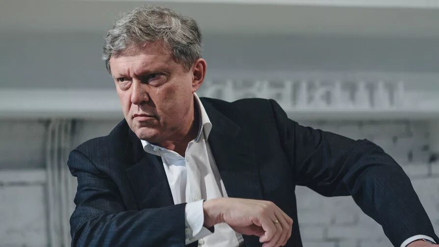 Явлинский где сейчас живет и работает. Явлинский где сейчас живет и работает. Явлинский где сейчас живет и работает. Партия яблоко григорий явлинский. Явлинский где сейчас живет и работает.