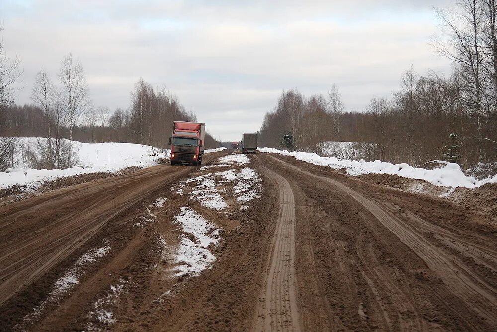 Закрытие дорог список. Закрытие дорог на весенний период. Состояние автомобильной дороги в Тверской области. Фото трассы зимой Тверь -Торжок. Подвязново конец дороги.