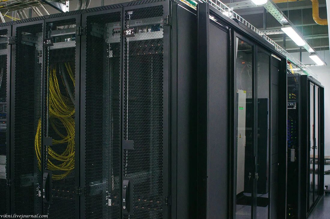 Selectel серверная. Selectel дата центр. Selectel дата центр. Дата центр. Дата центр петербург.