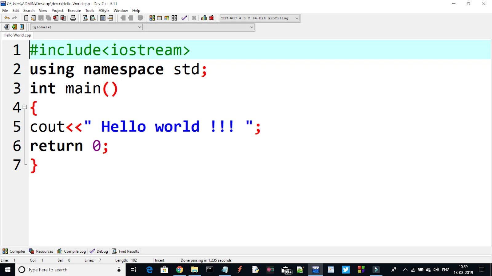 Вывод hello world. Программа на c hello World. Hello World c++ код. Hello World на c# код. Код программирования hello World.