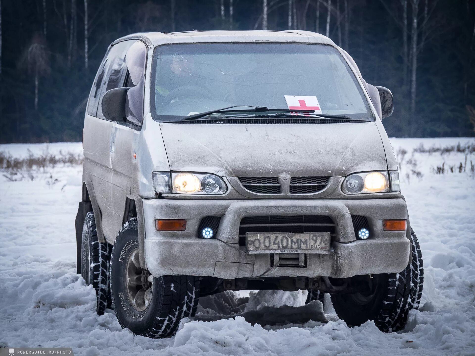 Купить делику в хабаровске. Делика pd6w. Mitsubishi Delica 6. Делика Мицубиси pd8w. Mitsubishi Delica 1969.