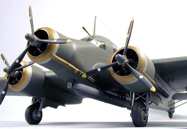 79. 1 s 79. S 79 sparviero. S 79 sparviero 72 италери. савойя-маркетти s.