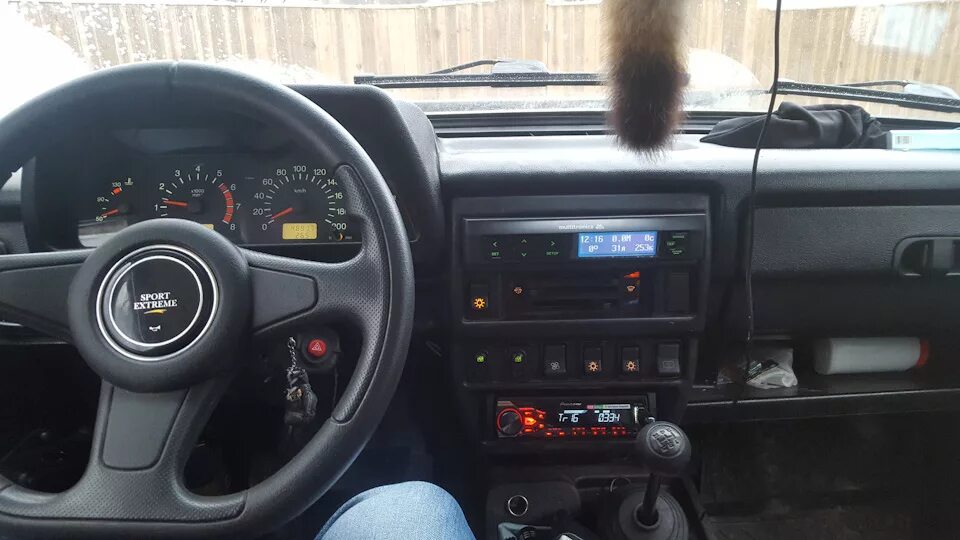 21214 компьютер. Бортовой компьютер ваз 21213. Бортовой компьютер нива 21213. Бортовой компьютер на ниву 21214 инжектор. Бортовой компьютер ваз 2121.