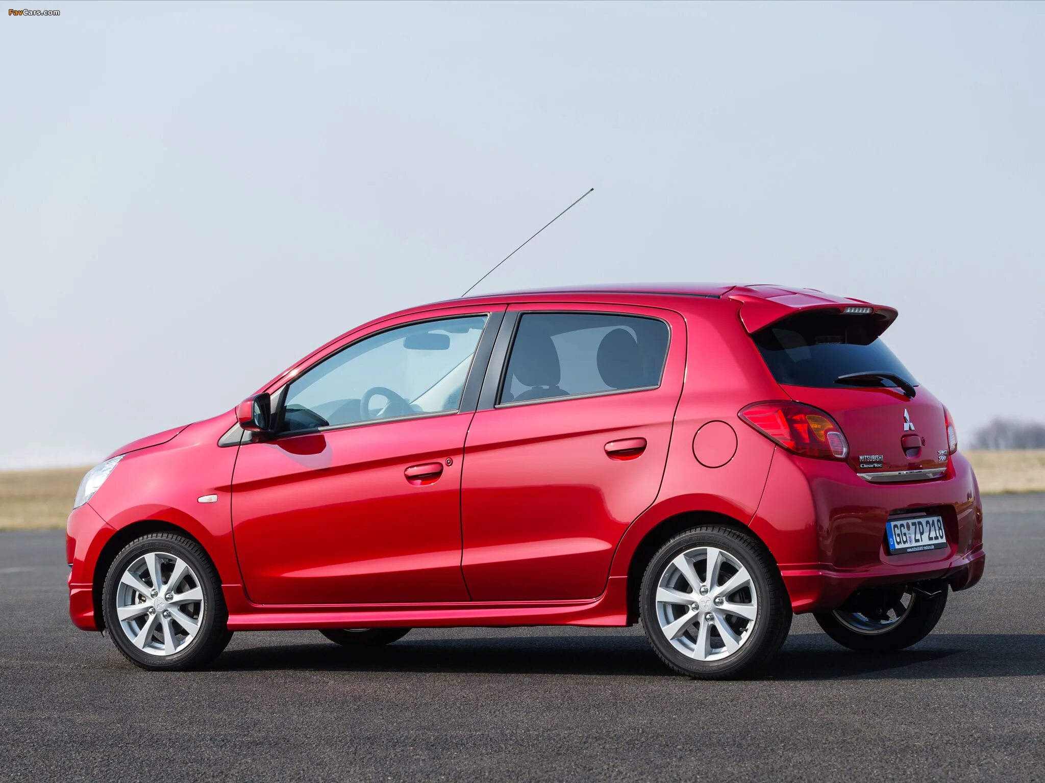 Space star 2. Mitsubishi space star 2014. Mitsubishi space star vitesse. Mitsubishi space star 2012. Mitsubishi space star 2012.
