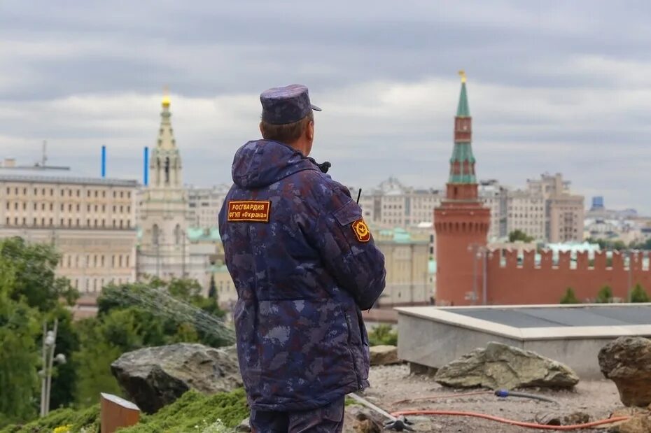 Режим в москве. Ситуация в Москве. Москва фото. Центр Москвы сейчас. Фоторепортаж в Москве.