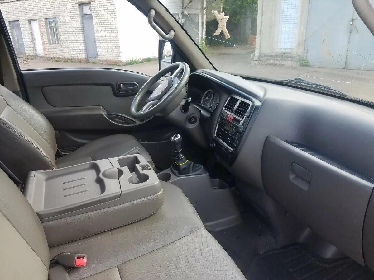 Hyundai porter 2 saloni. Hyundai porter 2017. Hyundai porter 2012 салон. Hyundai porter 2 салон. кабина hyundai портер 2.