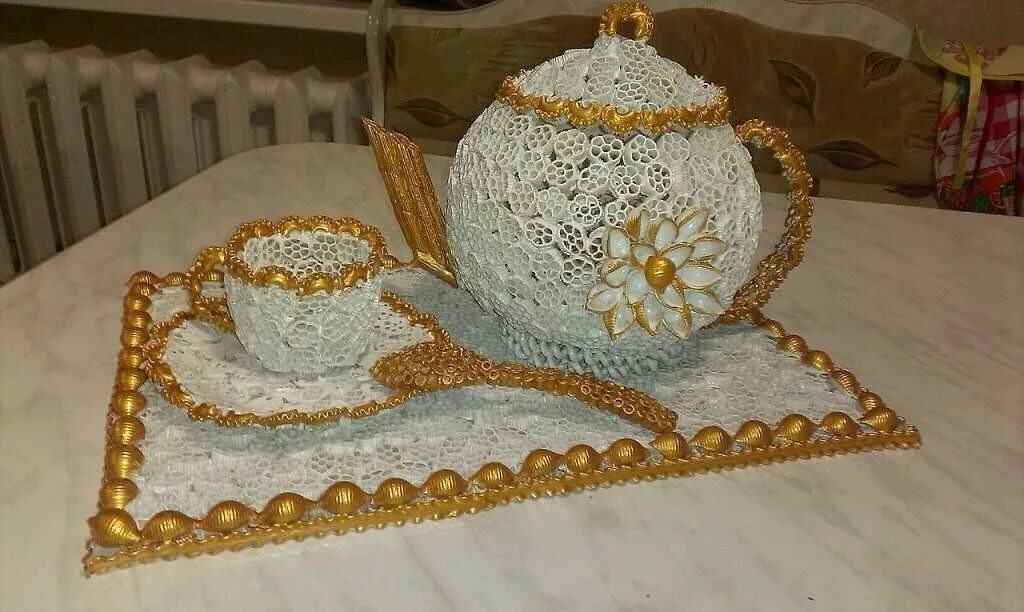 Поделки из макаронных изделий. Поделки из макарон. поделки из макарон своими руками. чайный сервиз из макарон. поделки чайный сервиз из макарон.