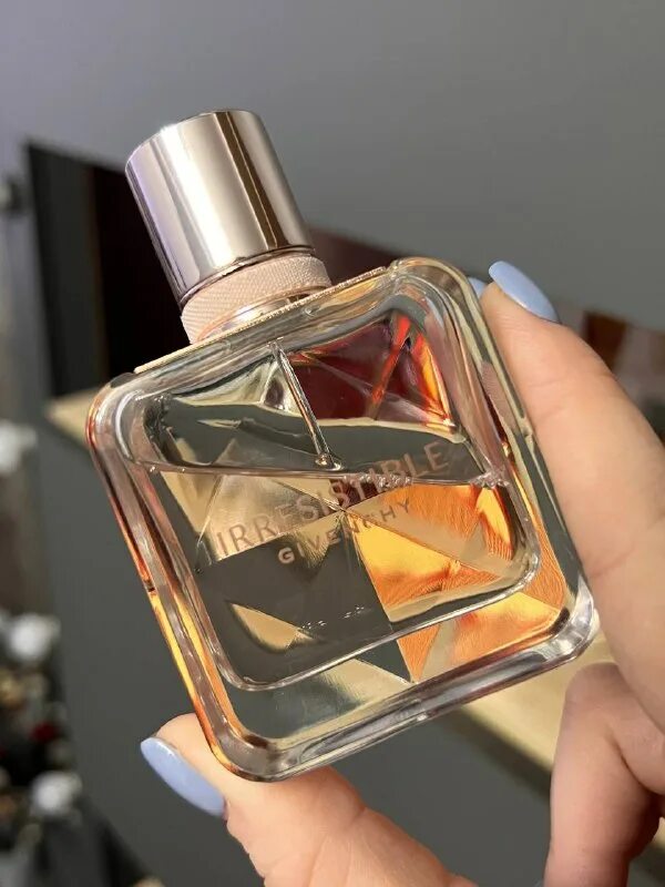 Новый аромат ланком la vie. Духи. Аромат духов. Духи. Парфюмерия.