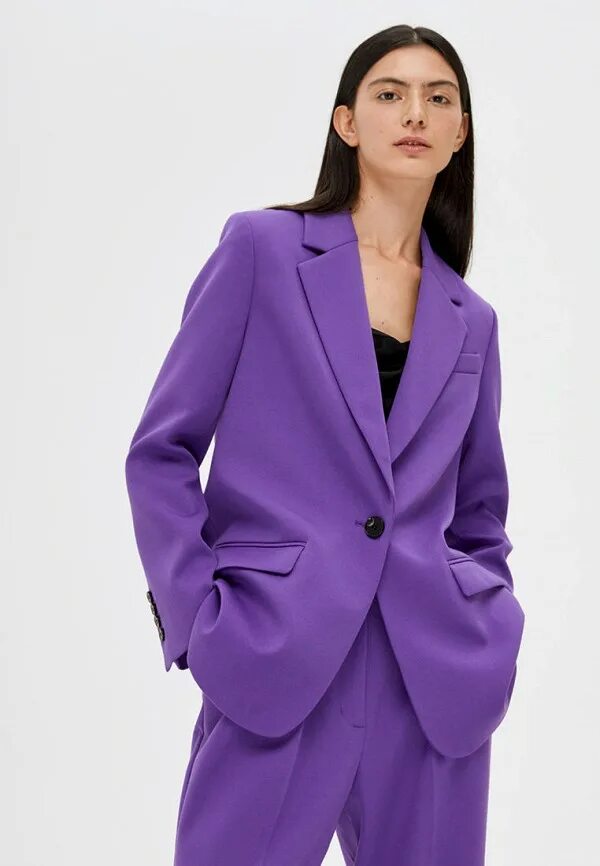Сиреневый жакет. Фиолетовый блейзер zara. Шейн пиджак. Жакет lime. Сиреневый жакет.