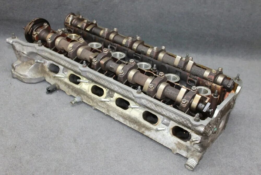Bmw n20 гбц. Головка блока цилиндров bmw. Гбц бмв 523. Головка блока цилиндров bmw. Головки цилиндров bmw.