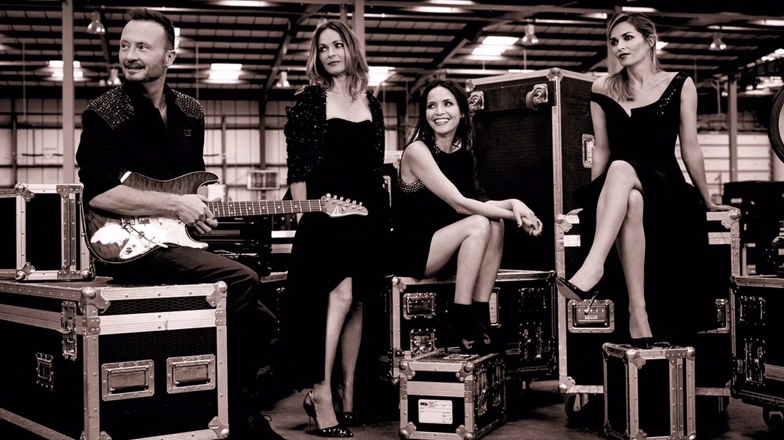 The Corrs. Группа the Corrs. The Corrs 2022. The Corrs солистка.