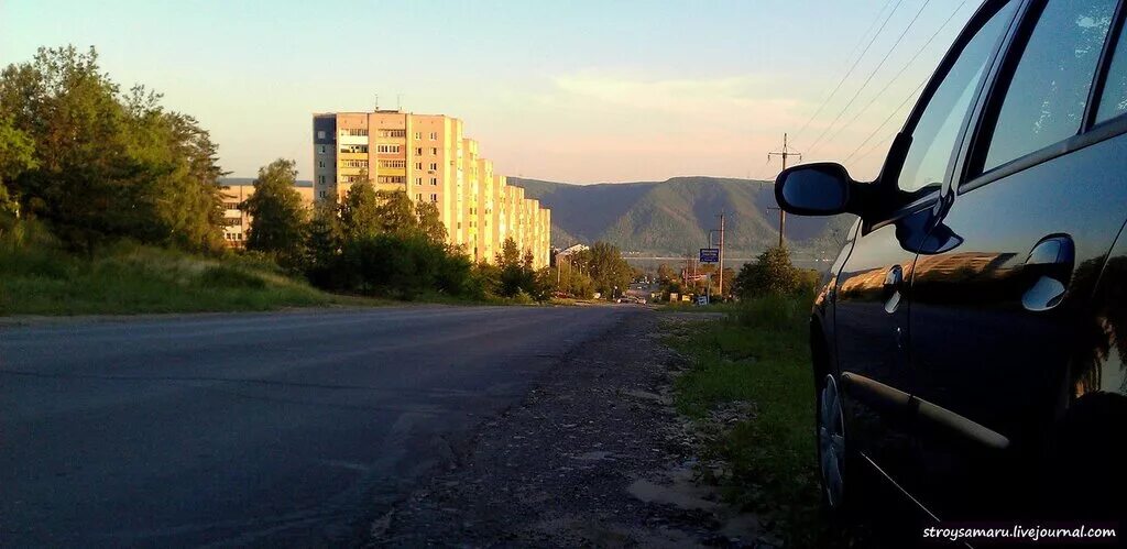 Пгт прибрежный самарской области. Поселок прибрежный тольятти. Прибрежный самарская область волга. Прибрежный самарская область. Волга в поселке прибрежном.