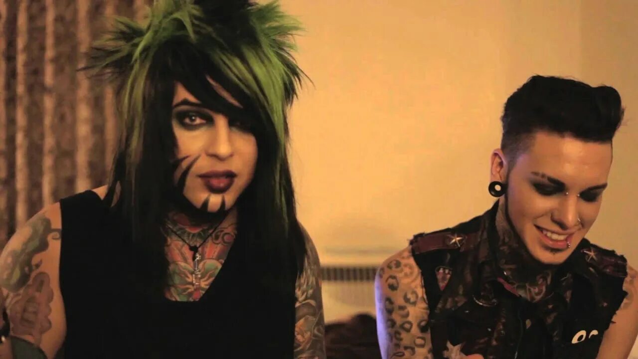 Dahvie vanity. Лее нефор. Песни для нефоров. Песни для нефоров. Песни для нефоров.