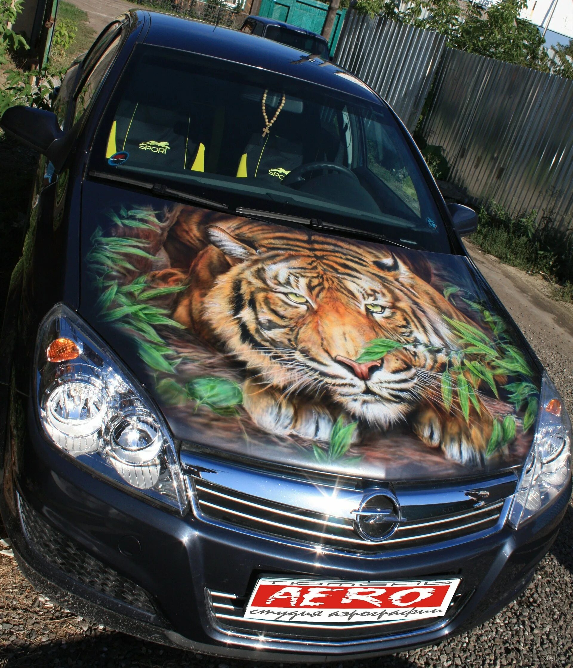 аэрография на авто узоры. аэрография на машине. красивая аэрография на авто. аэрография на машине. винилография пежо 207.
