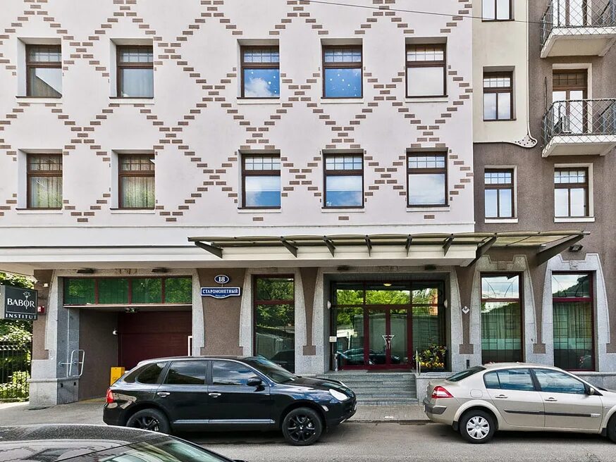 Старомонетный переулок 18 квартиры. Москва, старомонетный пер. Тетеринский переулок 18с2. , 18. Iris коммунистический пер 18.