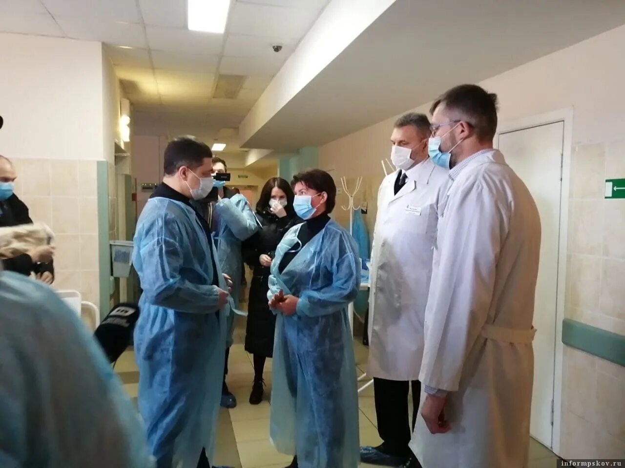 Врач городской больницы приемная. Псковская городская больница Псков. Псков городская больница отделение. Городская больница 2 Псков. Главный врач городской больницы Псков.