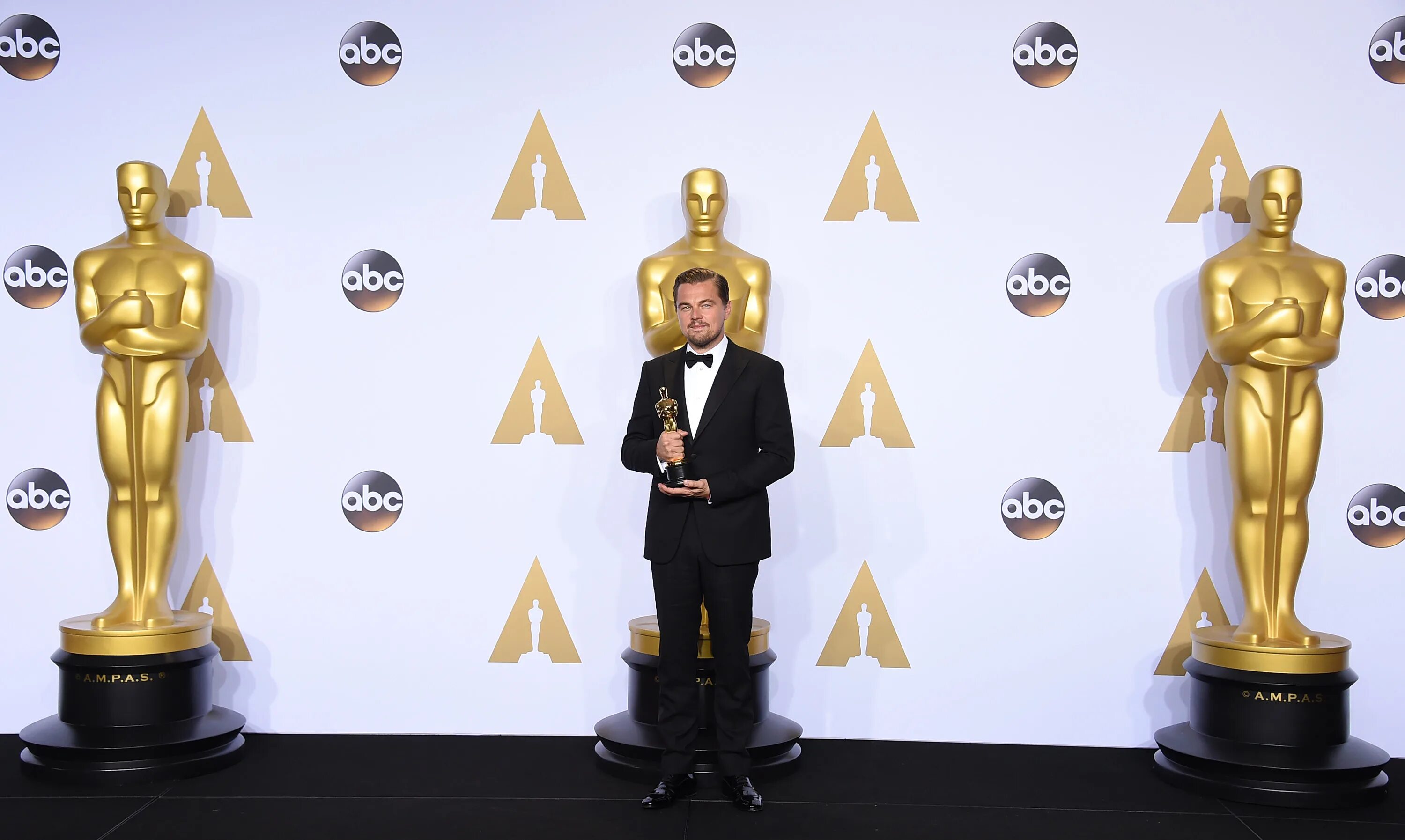 Фотозона на деловое мероприятие. Премия оскар баннер. Оформление премий. Вручение премии оскар. Голливуд оскар.