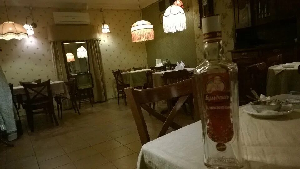 ресторан жили были в новокузнецке на кирова где был. жили были екатеринбург.