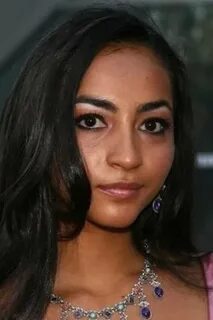 Ikki yigit arman ayolini sikishmoqda (porno surat)