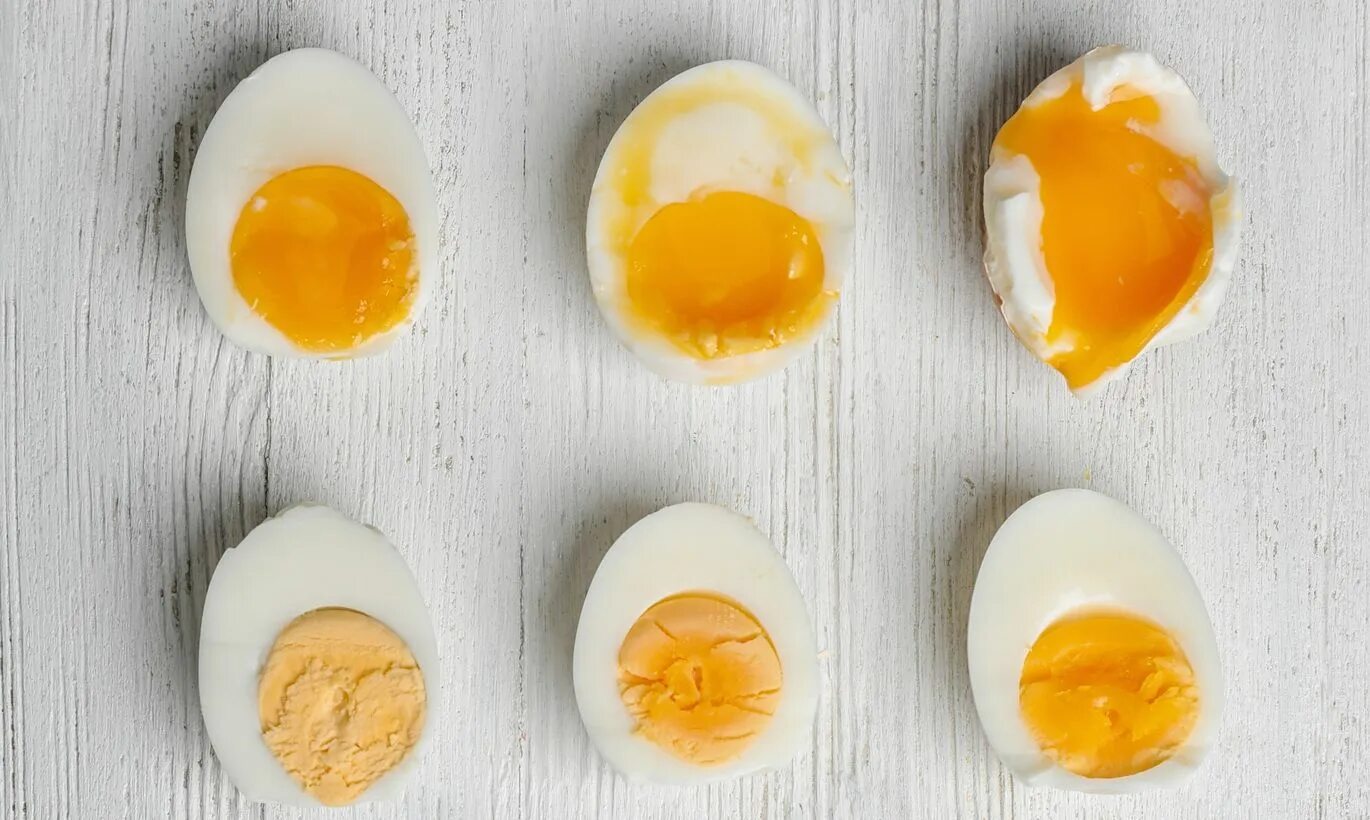 Сколько кипеть яйца всмятку. Яйца всмятку и вкрутую. Степень варки яиц. Для варки яиц всмятку. Стадии варки яйца.