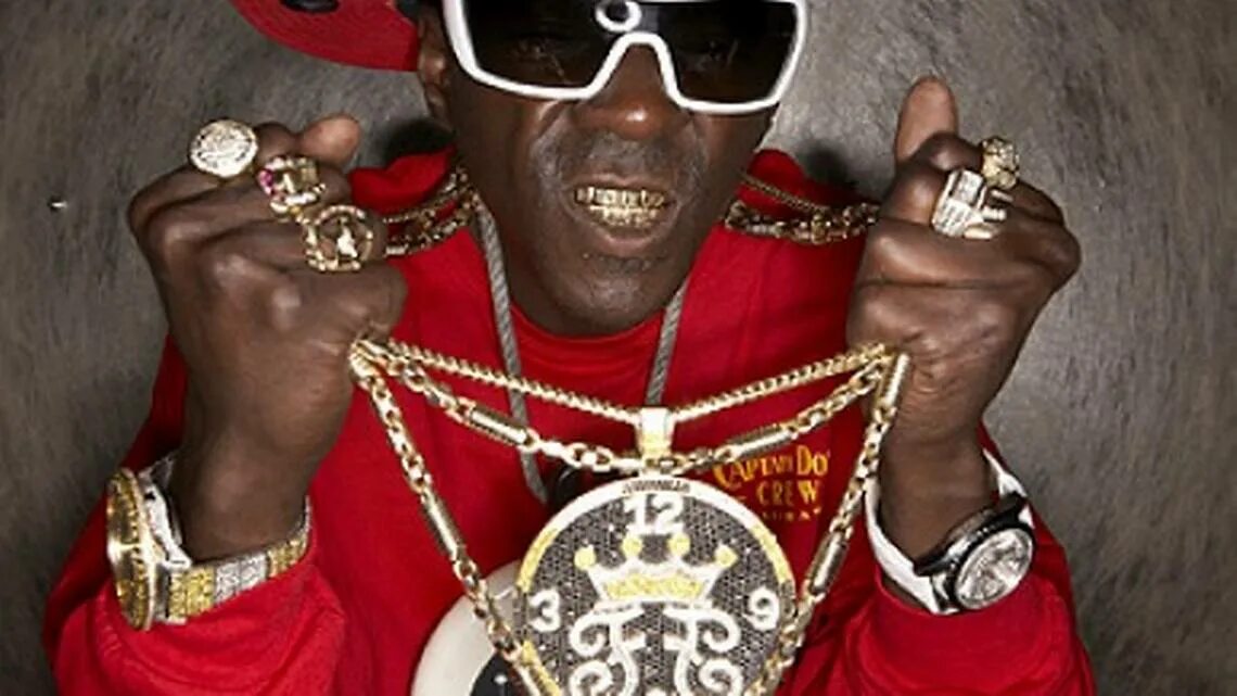 Fan clock nelson. Рэп часы. Рэп часы. Рэп часы из винила. Flavor flav часы.