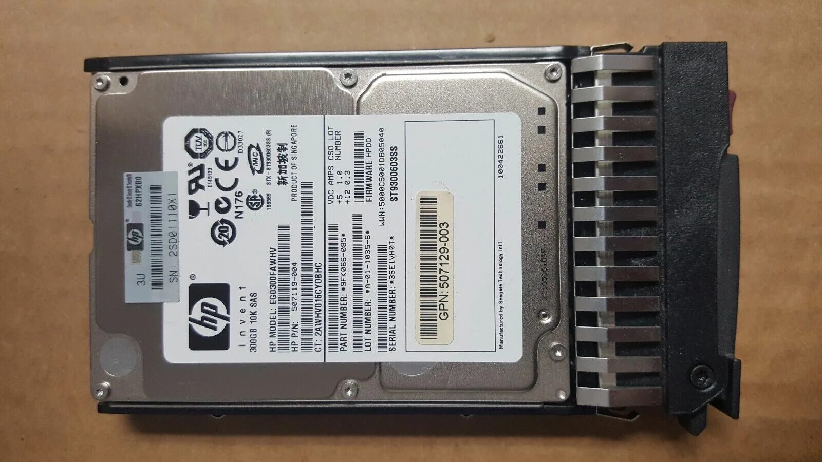 Диск сервера sata. Жесткий диск hp 384842-b21. жесткий диск hp 507119-004. жесткий диск ibm 39r7366.