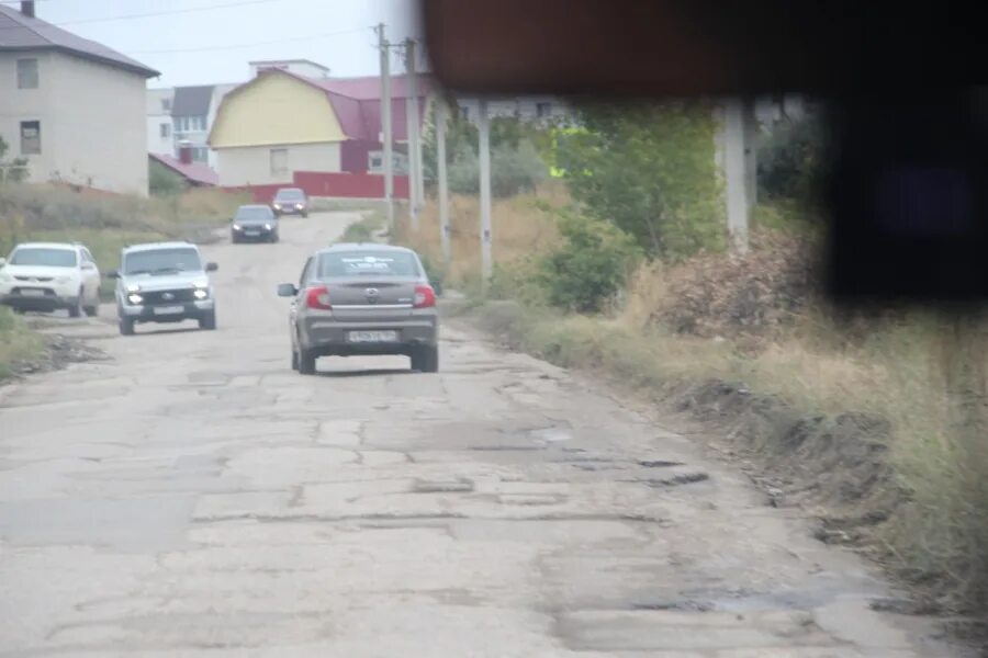 Дорога на поселок том. Дорога. Саратовские дороги. Дорога братьев Никитиных. Саратов дорога.