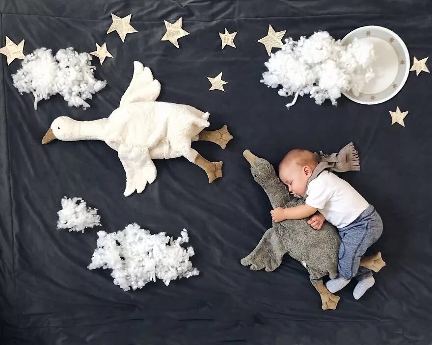 креативные фотосессии детей. фотосессия с малышом. идеи для фотосессии новорожденных. идеи для фотосессии малыша. идеи фотосессии малыша дома.