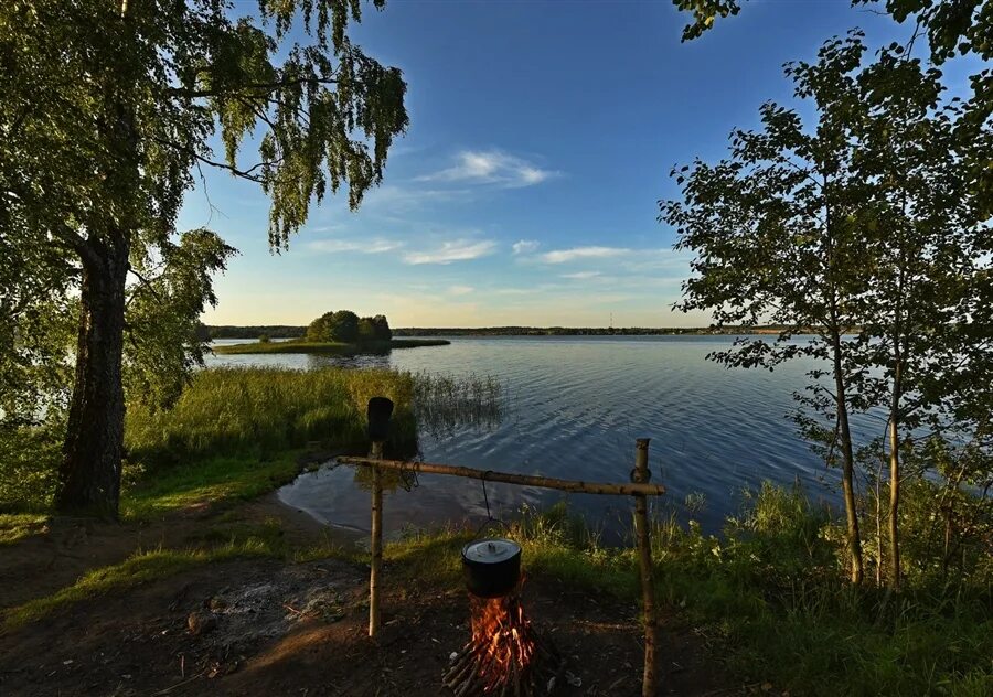 Карелия озеро Пирс. Берег озера. Вид на речку. На берегу реки. Фильму берегу озера