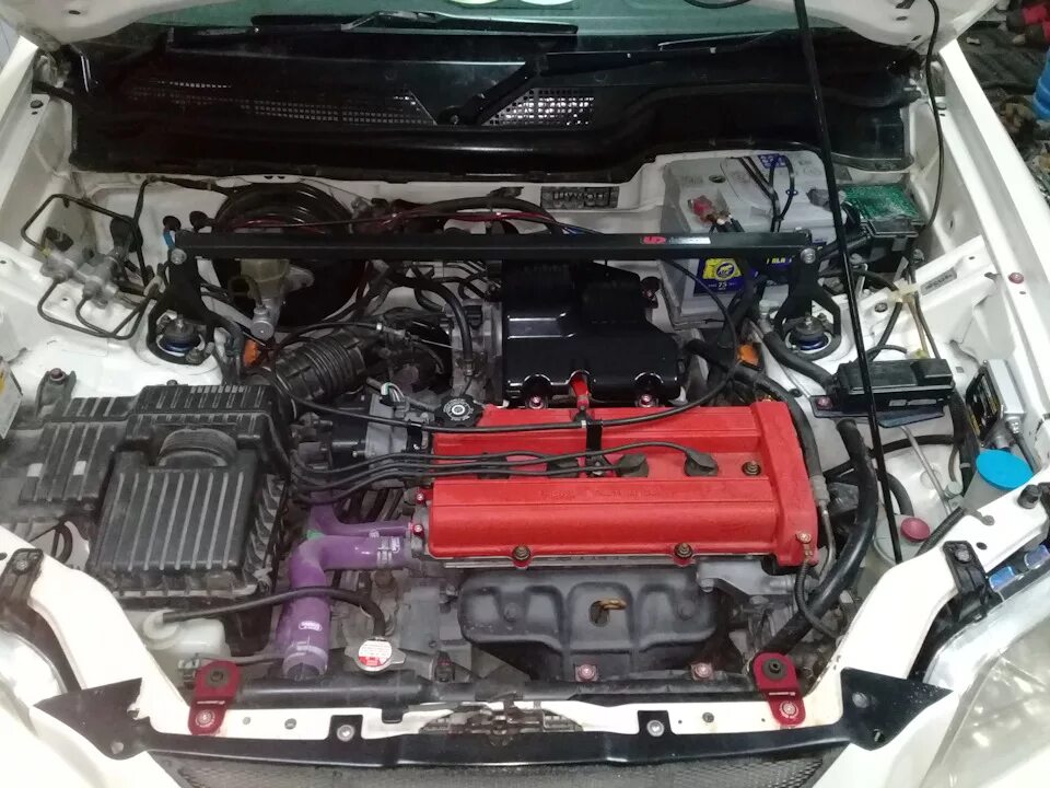 Двигатель срв рд1. Honda crv rd1 мотор. двигатель honda crv 1999. крышка клапанов хонда срв рд1. клапанная крышка honda cr-v rd1 b20b.