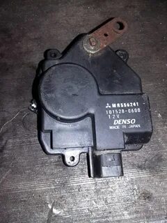 Центральный замок лансер