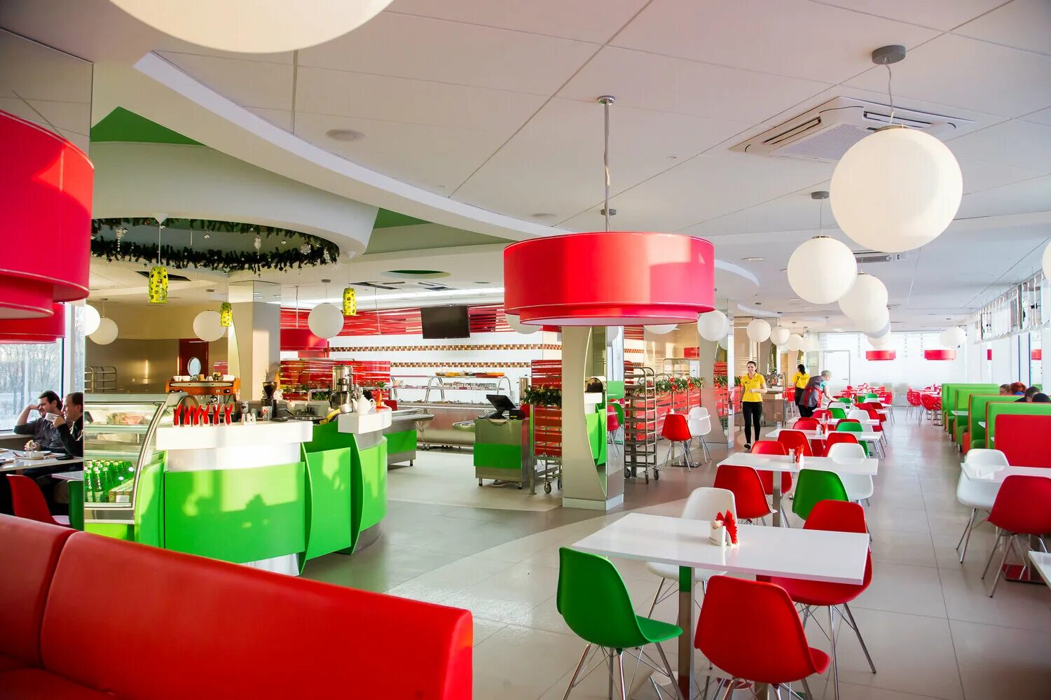 Оформление кафе. Базар ресторан краснодар. Радуга парк кафе. Восточный базар кафе. Рельеф центр кафе.