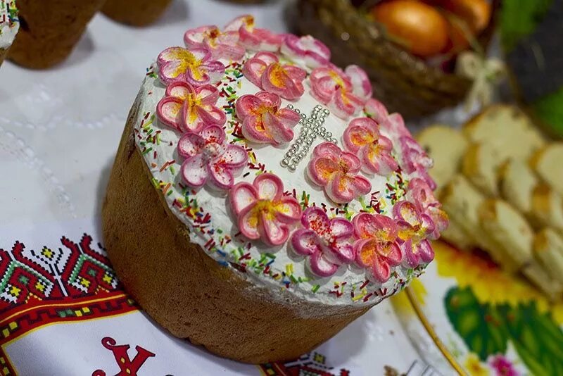 Как оформить куличи на пасху