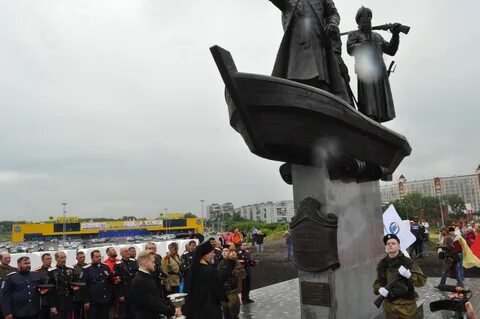 Памятник первопроходцам