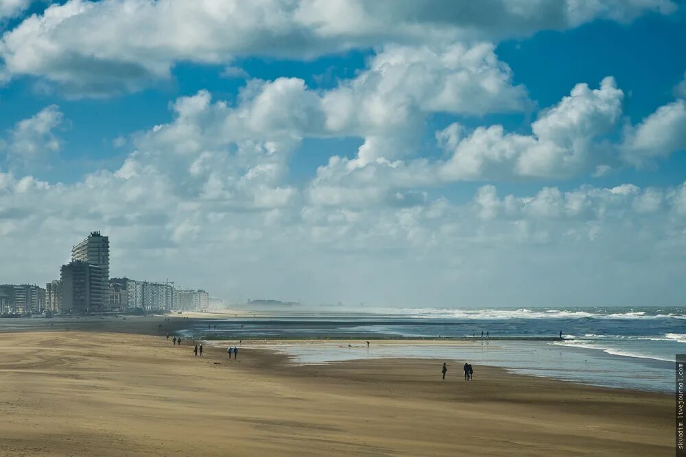 Город ветров морская. Северное море Оостенде. Бельгия Остенде море. Остенде Бельгия пляжи. Остенде пляж.