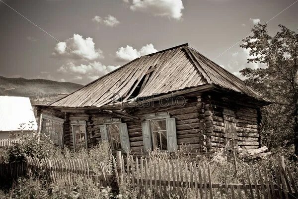 Однажды я в деревне был. Крестовой дом. Деревенский дом 1948. Деревенский дом на памятник. Деревенские дома 1917.