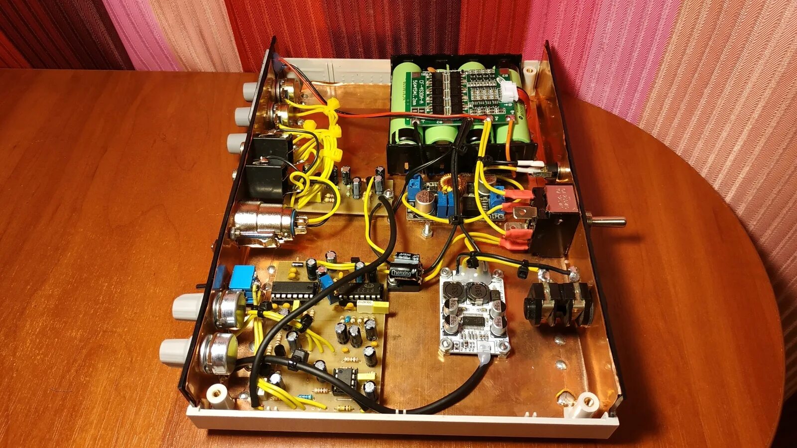 Sound amplifier