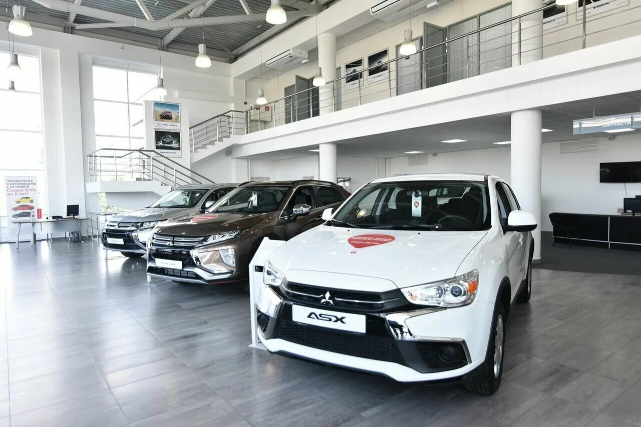 Mitsubishi екатеринбург. екатеринбург, ул. Mitsubishi outlander в автосалоне. мицубиси форвард авто екатеринбург. металлургов, 65а.