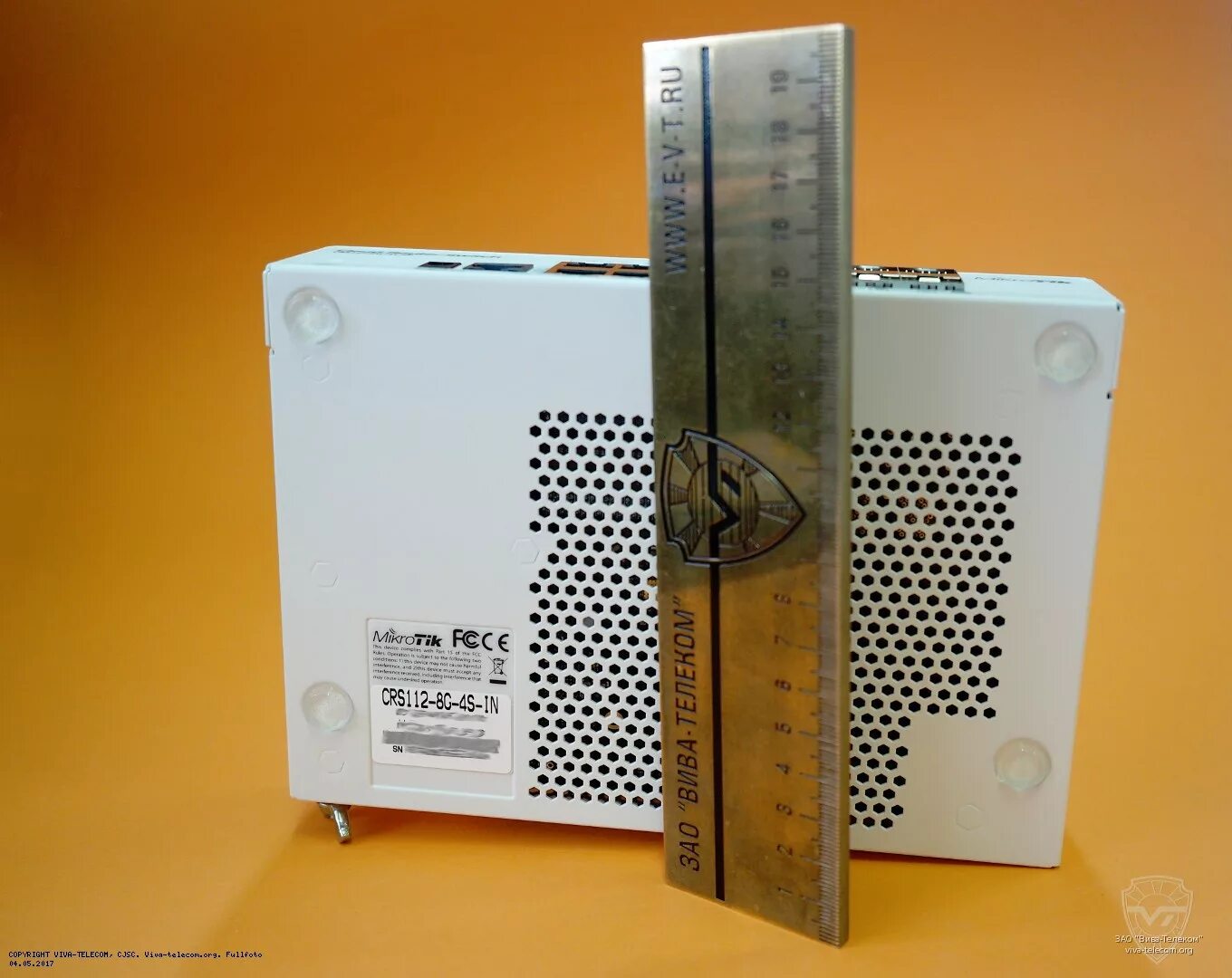 Mikrotik crs112 8p 4s in. Mikrotik crs112 8g 4s. mikrotik 112-8g-4s-in. crs112-8g-4s.