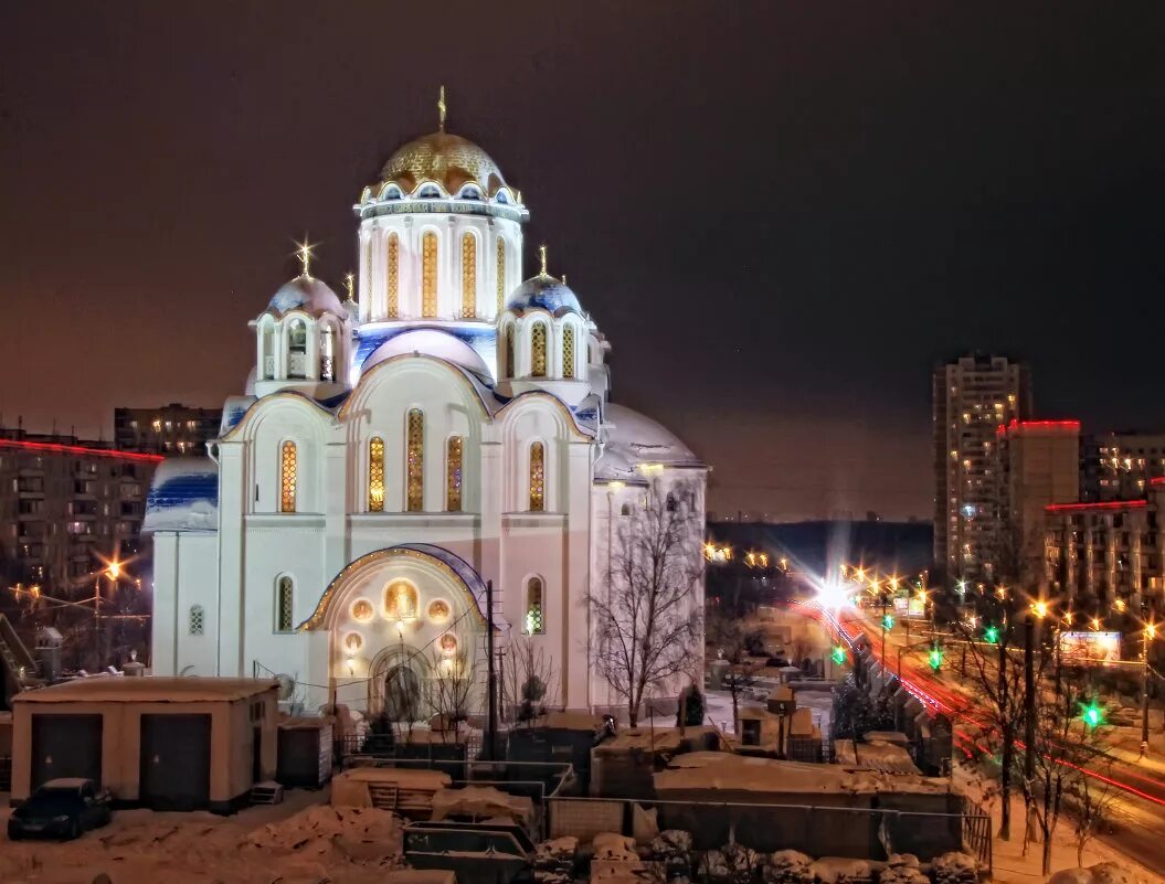 Покровский ясенево. Храм Покрова Пресвятой Богородицы в Ясенево. Храм Покрова Пресвятой Богородицы в Ясеневе. Покровская Церковь Ясенево. Храм Покрова Божией матери в Москве.