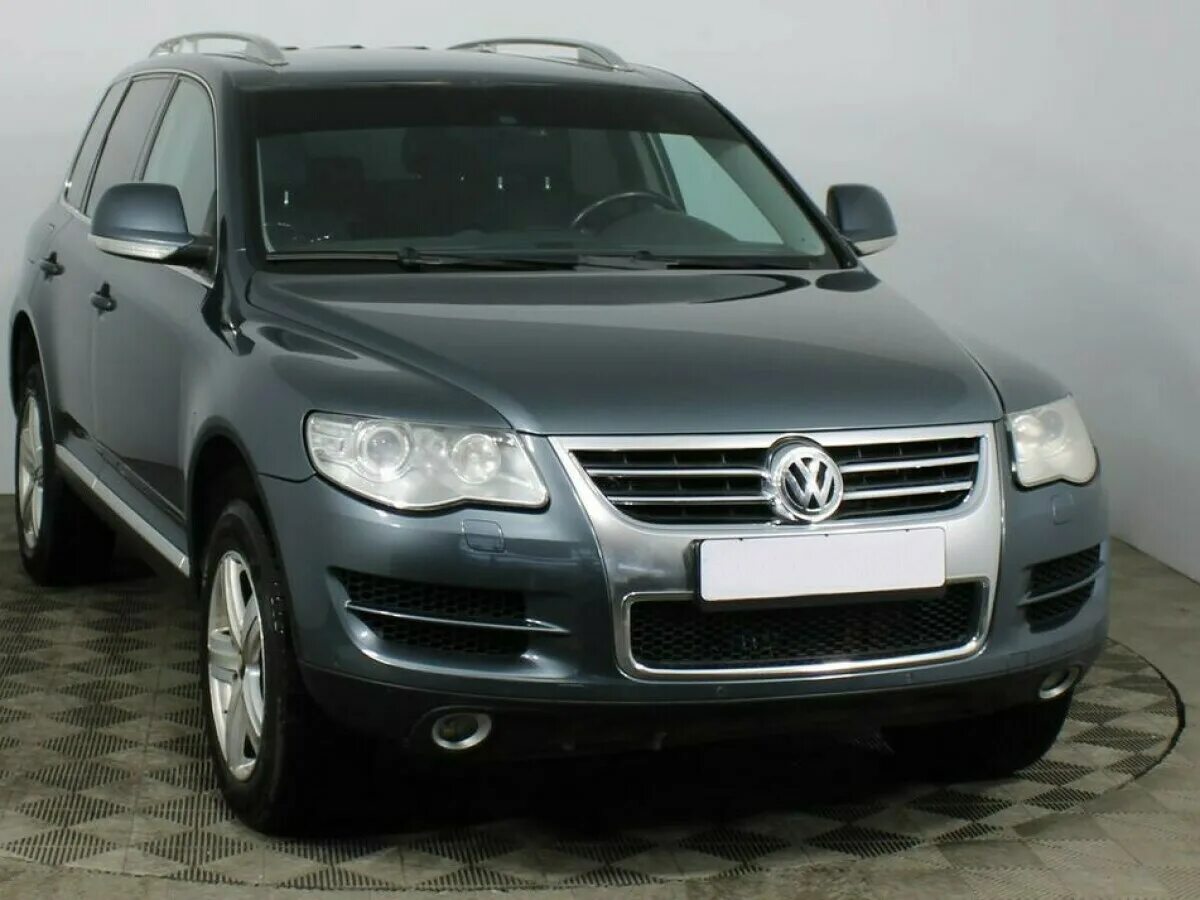 Фольксваген туарег с пробегом в россии. VW Touareg 2010. Volkswagen Touareg 4.2 at, 2004. Туарег 4. Туарег 2010г серебристый.