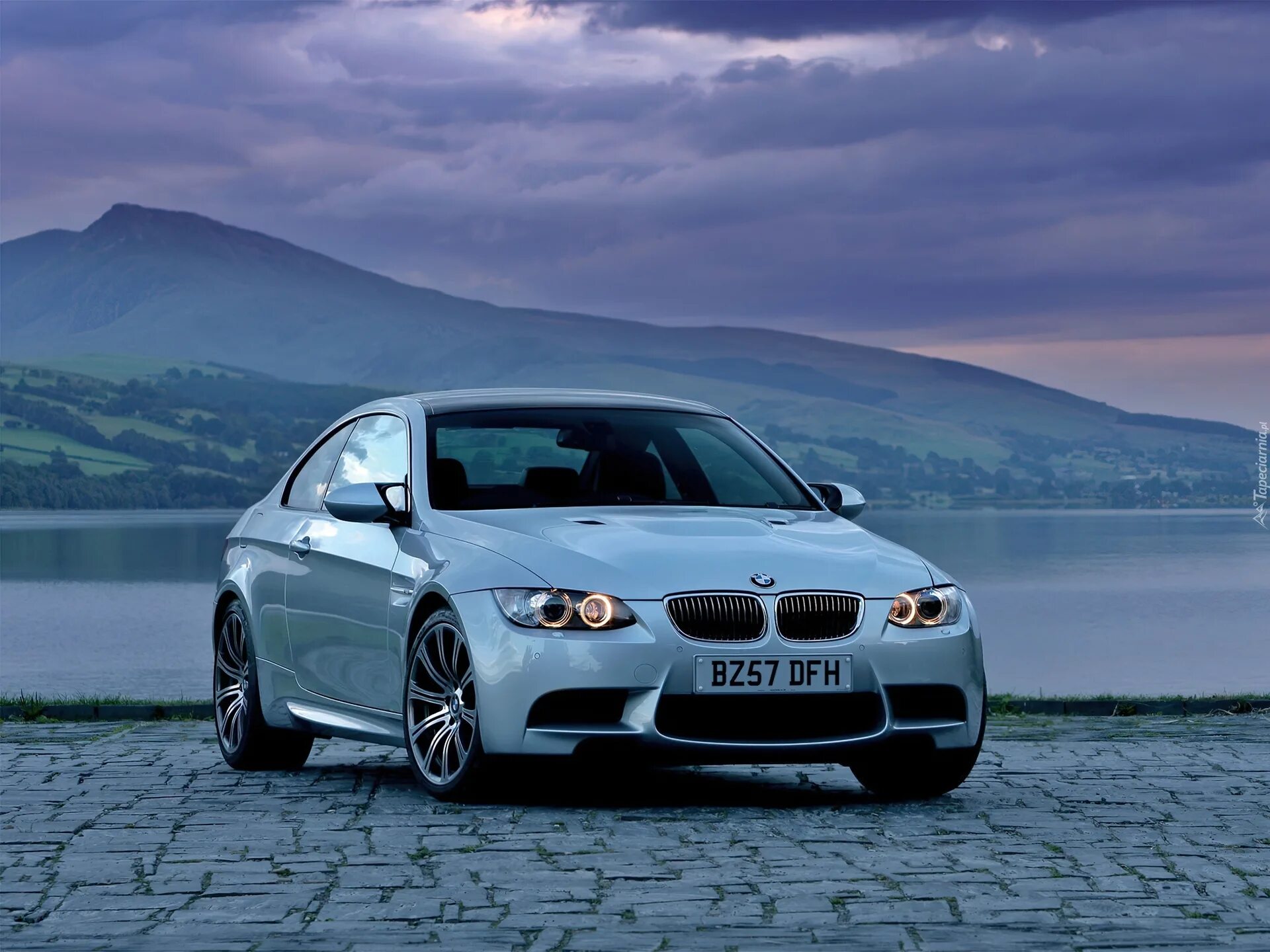 Cars bmw ru. BMW m3 e90. BMW m3 e92 Coupe. BMW m5 e92. BMW m3 Coupe 2008.
