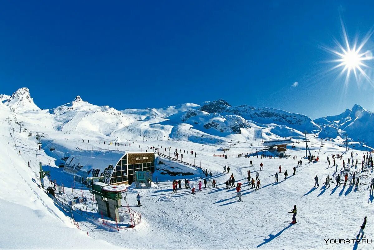 Первые горнолыжные курорты. Ишгль Австрия горнолыжный. Австрийский курорт Ишгль. Альпы Ишгль. Австрия Альпы горнолыжные курорты.